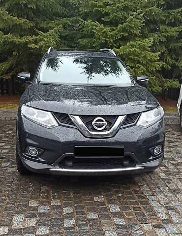 Черный Ниссан ИксТрейл, объемом двигателя 1.6 л и пробегом 230 тыс. км за 16000 $, фото 18 на Automoto.ua