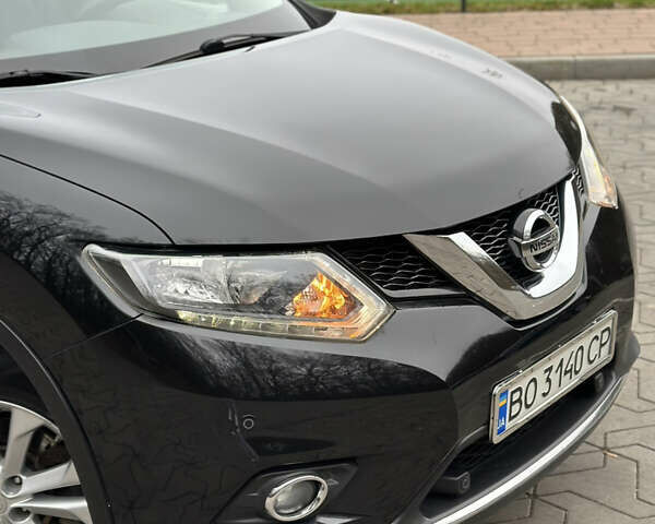 Черный Ниссан ИксТрейл, объемом двигателя 1.6 л и пробегом 200 тыс. км за 16300 $, фото 35 на Automoto.ua