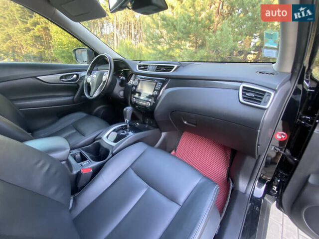 Черный Ниссан ИксТрейл, объемом двигателя 1.6 л и пробегом 104 тыс. км за 16999 $, фото 4 на Automoto.ua