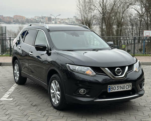 Черный Ниссан ИксТрейл, объемом двигателя 1.6 л и пробегом 200 тыс. км за 16300 $, фото 12 на Automoto.ua