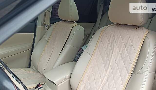 Черный Ниссан ИксТрейл, объемом двигателя 1.6 л и пробегом 230 тыс. км за 16000 $, фото 13 на Automoto.ua