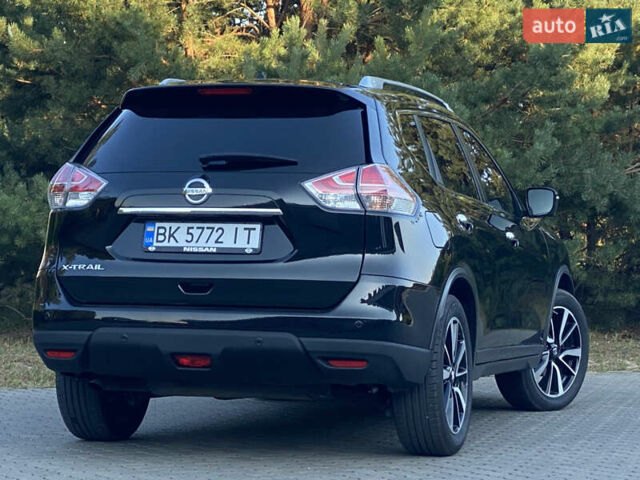 Черный Ниссан ИксТрейл, объемом двигателя 1.6 л и пробегом 104 тыс. км за 16999 $, фото 1 на Automoto.ua