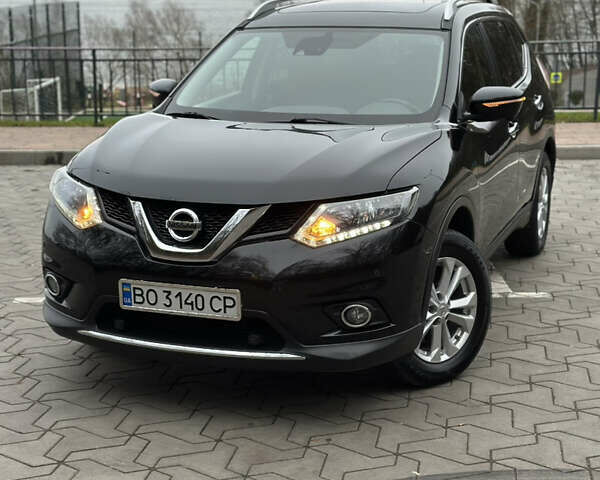 Черный Ниссан ИксТрейл, объемом двигателя 1.6 л и пробегом 200 тыс. км за 16300 $, фото 32 на Automoto.ua