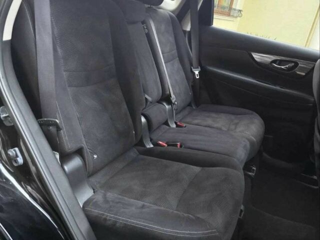 Черный Ниссан ИксТрейл, объемом двигателя 1.6 л и пробегом 2 тыс. км за 7500 $, фото 15 на Automoto.ua