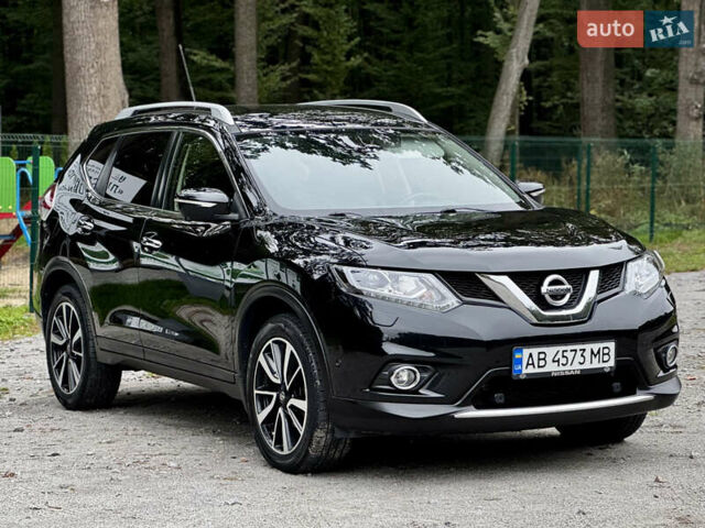 Черный Ниссан ИксТрейл, объемом двигателя 1.6 л и пробегом 160 тыс. км за 17600 $, фото 19 на Automoto.ua