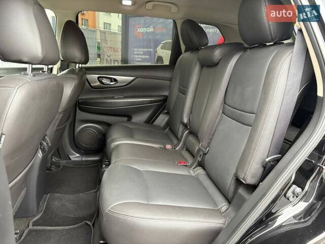 Черный Ниссан ИксТрейл, объемом двигателя 1.6 л и пробегом 184 тыс. км за 18200 $, фото 12 на Automoto.ua