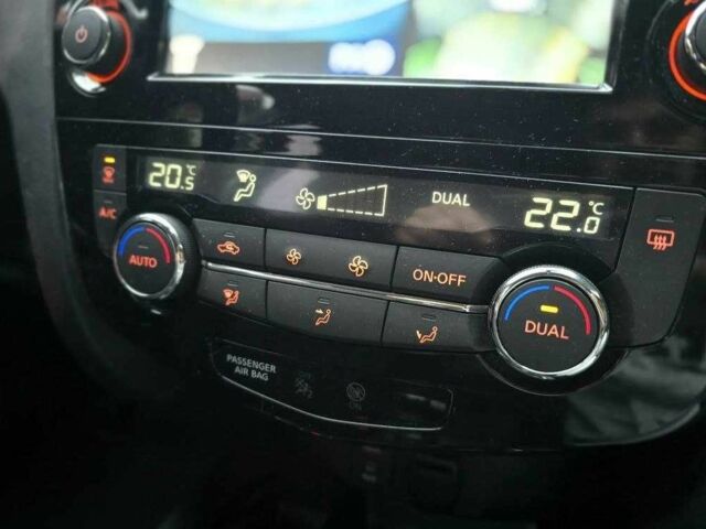 Черный Ниссан ИксТрейл, объемом двигателя 1.6 л и пробегом 2 тыс. км за 7500 $, фото 18 на Automoto.ua