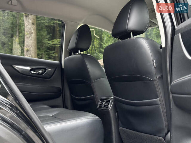 Черный Ниссан ИксТрейл, объемом двигателя 1.6 л и пробегом 160 тыс. км за 17600 $, фото 72 на Automoto.ua