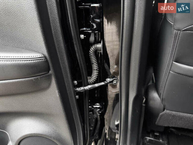 Черный Ниссан ИксТрейл, объемом двигателя 1.6 л и пробегом 160 тыс. км за 17600 $, фото 90 на Automoto.ua