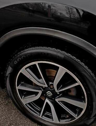 Черный Ниссан ИксТрейл, объемом двигателя 1.6 л и пробегом 202 тыс. км за 17000 $, фото 24 на Automoto.ua