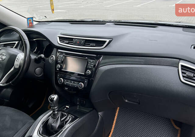 Чорний Ніссан ІксТрейл, об'ємом двигуна 1.6 л та пробігом 178 тис. км за 16400 $, фото 39 на Automoto.ua