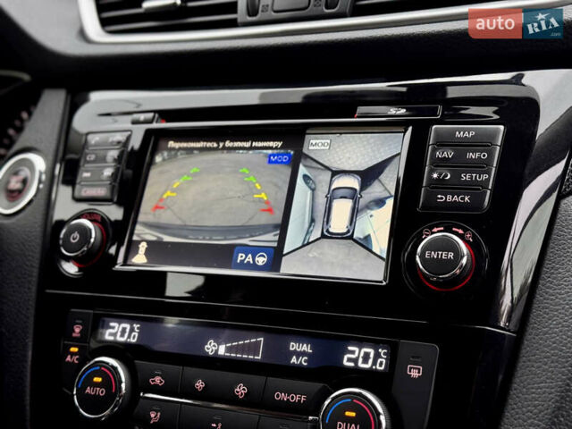 Черный Ниссан ИксТрейл, объемом двигателя 1.6 л и пробегом 160 тыс. км за 17600 $, фото 1 на Automoto.ua