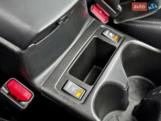 Черный Ниссан ИксТрейл, объемом двигателя 1.6 л и пробегом 160 тыс. км за 17600 $, фото 91 на Automoto.ua