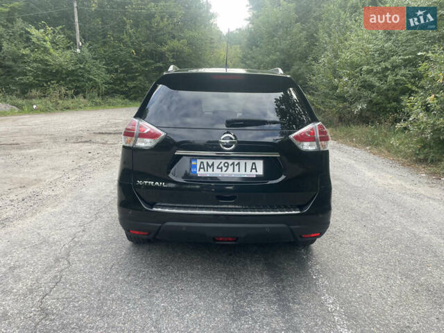 Черный Ниссан ИксТрейл, объемом двигателя 1.6 л и пробегом 184 тыс. км за 17700 $, фото 4 на Automoto.ua