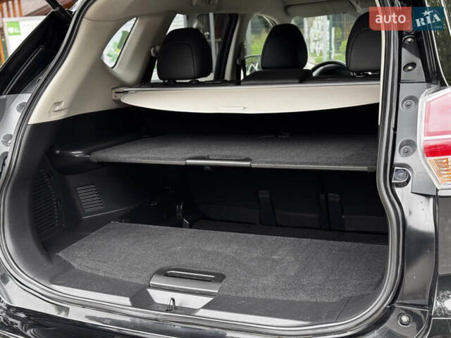 Черный Ниссан ИксТрейл, объемом двигателя 1.6 л и пробегом 160 тыс. км за 17600 $, фото 73 на Automoto.ua