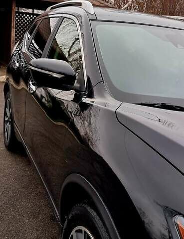 Черный Ниссан ИксТрейл, объемом двигателя 1.6 л и пробегом 202 тыс. км за 17000 $, фото 5 на Automoto.ua