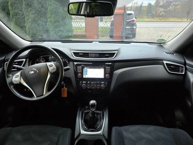 Черный Ниссан ИксТрейл, объемом двигателя 1.6 л и пробегом 2 тыс. км за 7500 $, фото 11 на Automoto.ua