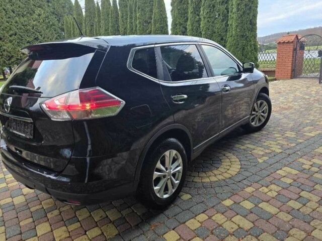Черный Ниссан ИксТрейл, объемом двигателя 1.6 л и пробегом 2 тыс. км за 7500 $, фото 3 на Automoto.ua