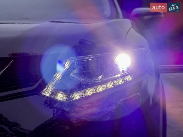 Черный Ниссан ИксТрейл, объемом двигателя 1.6 л и пробегом 160 тыс. км за 17600 $, фото 87 на Automoto.ua