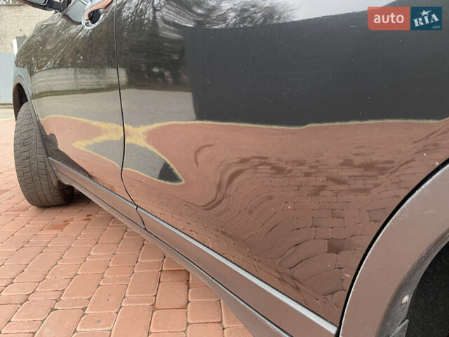 Черный Ниссан ИксТрейл, объемом двигателя 1.6 л и пробегом 210 тыс. км за 12800 $, фото 4 на Automoto.ua