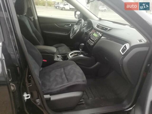 Черный Ниссан ИксТрейл, объемом двигателя 2 л и пробегом 153 тыс. км за 15500 $, фото 3 на Automoto.ua