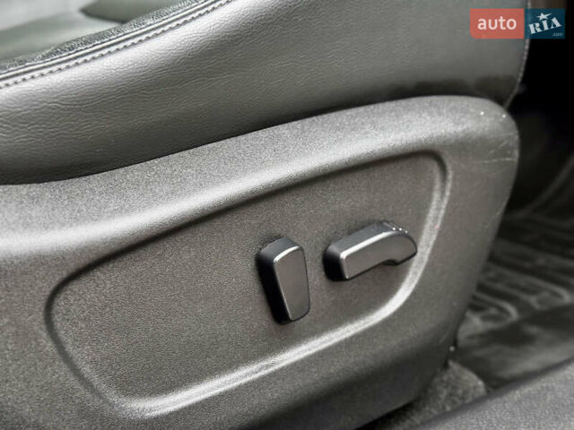 Черный Ниссан ИксТрейл, объемом двигателя 1.6 л и пробегом 160 тыс. км за 17600 $, фото 63 на Automoto.ua