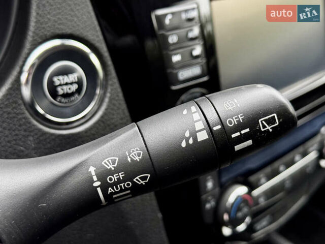 Черный Ниссан ИксТрейл, объемом двигателя 1.6 л и пробегом 160 тыс. км за 17600 $, фото 59 на Automoto.ua