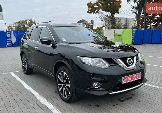 Чорний Ніссан ІксТрейл, об'ємом двигуна 1.6 л та пробігом 178 тис. км за 16400 $, фото 5 на Automoto.ua