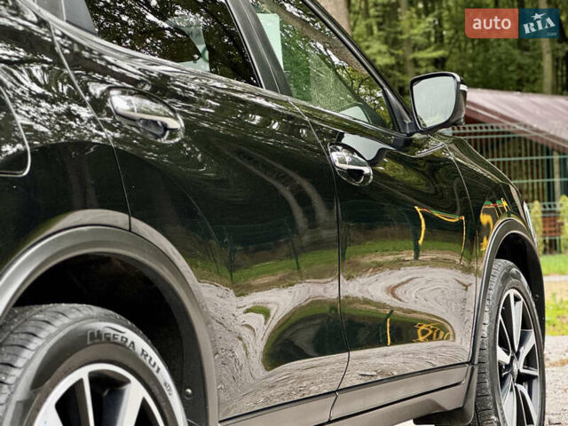 Черный Ниссан ИксТрейл, объемом двигателя 1.6 л и пробегом 160 тыс. км за 17600 $, фото 37 на Automoto.ua