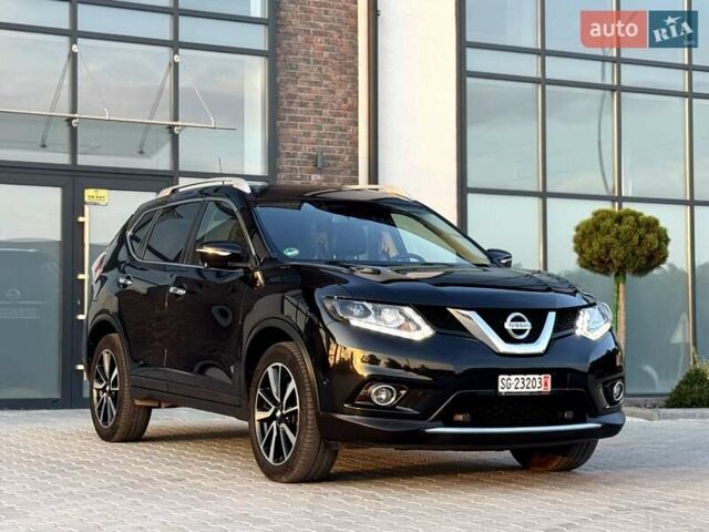 Черный Ниссан ИксТрейл, объемом двигателя 2 л и пробегом 220 тыс. км за 17990 $, фото 9 на Automoto.ua