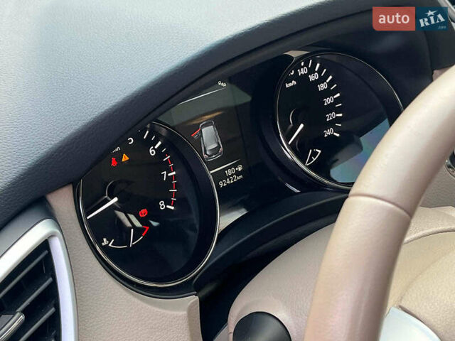 Черный Ниссан ИксТрейл, объемом двигателя 2.5 л и пробегом 92 тыс. км за 22990 $, фото 31 на Automoto.ua