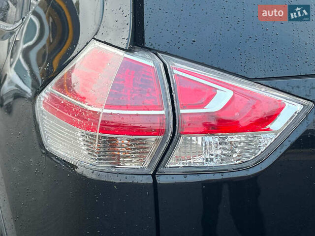 Черный Ниссан ИксТрейл, объемом двигателя 2.5 л и пробегом 92 тыс. км за 22990 $, фото 11 на Automoto.ua