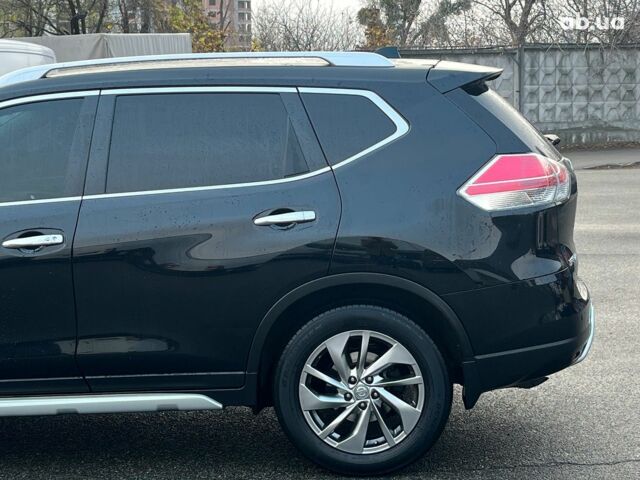 Черный Ниссан ИксТрейл, объемом двигателя 2.5 л и пробегом 92 тыс. км за 22990 $, фото 6 на Automoto.ua