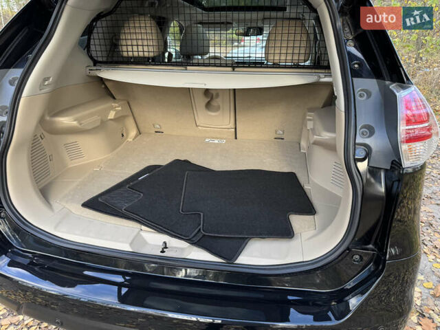 Черный Ниссан ИксТрейл, объемом двигателя 1.6 л и пробегом 215 тыс. км за 18200 $, фото 40 на Automoto.ua