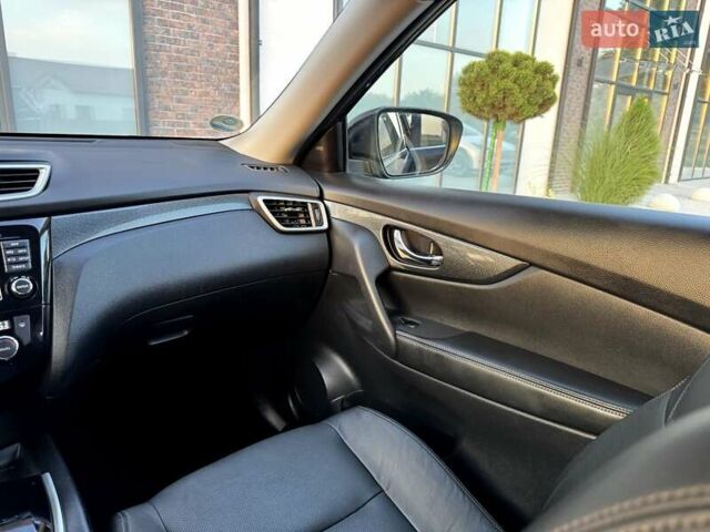 Черный Ниссан ИксТрейл, объемом двигателя 2 л и пробегом 220 тыс. км за 17990 $, фото 46 на Automoto.ua