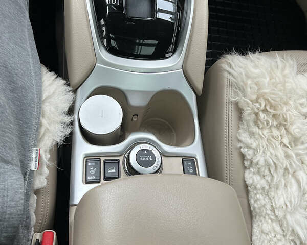 Черный Ниссан ИксТрейл, объемом двигателя 2.49 л и пробегом 92 тыс. км за 22000 $, фото 8 на Automoto.ua