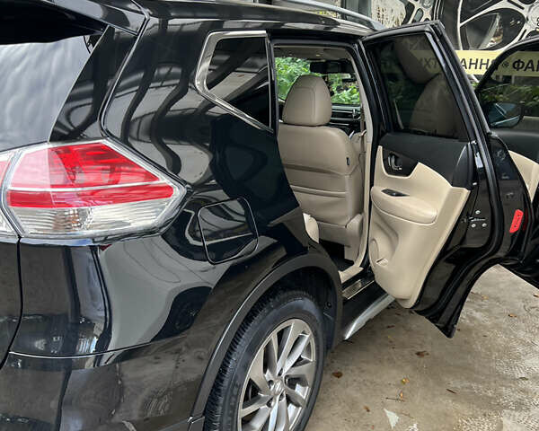 Черный Ниссан ИксТрейл, объемом двигателя 2.49 л и пробегом 92 тыс. км за 22000 $, фото 15 на Automoto.ua