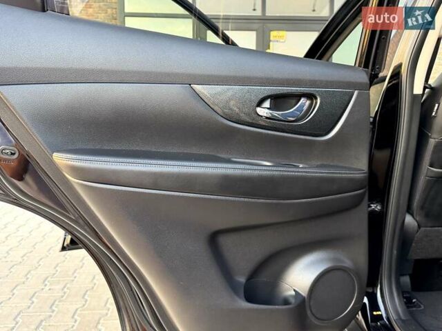 Черный Ниссан ИксТрейл, объемом двигателя 2 л и пробегом 220 тыс. км за 17990 $, фото 30 на Automoto.ua