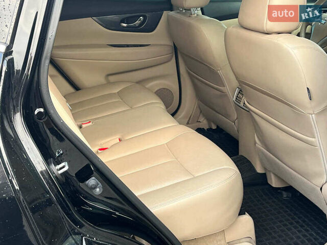 Черный Ниссан ИксТрейл, объемом двигателя 2.5 л и пробегом 92 тыс. км за 22990 $, фото 21 на Automoto.ua