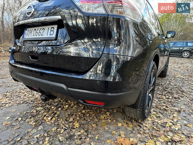Черный Ниссан ИксТрейл, объемом двигателя 1.6 л и пробегом 215 тыс. км за 18200 $, фото 14 на Automoto.ua