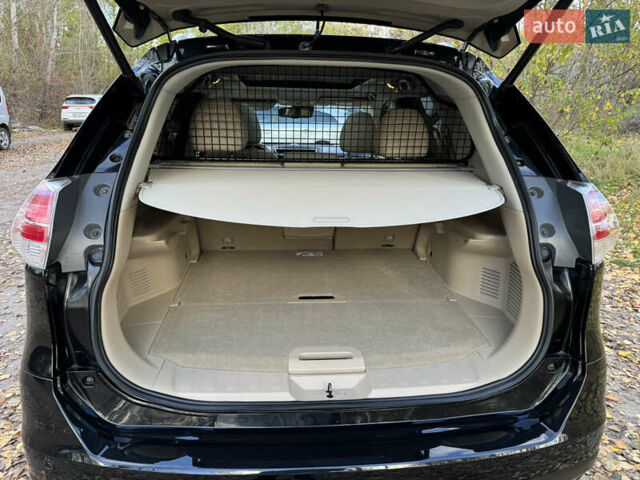 Черный Ниссан ИксТрейл, объемом двигателя 1.6 л и пробегом 215 тыс. км за 18200 $, фото 36 на Automoto.ua