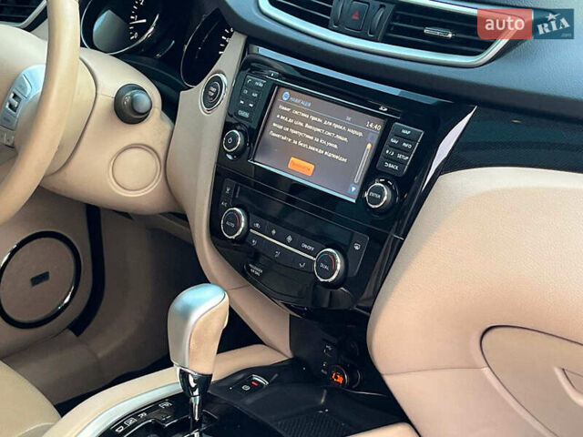 Черный Ниссан ИксТрейл, объемом двигателя 2.5 л и пробегом 92 тыс. км за 22990 $, фото 19 на Automoto.ua