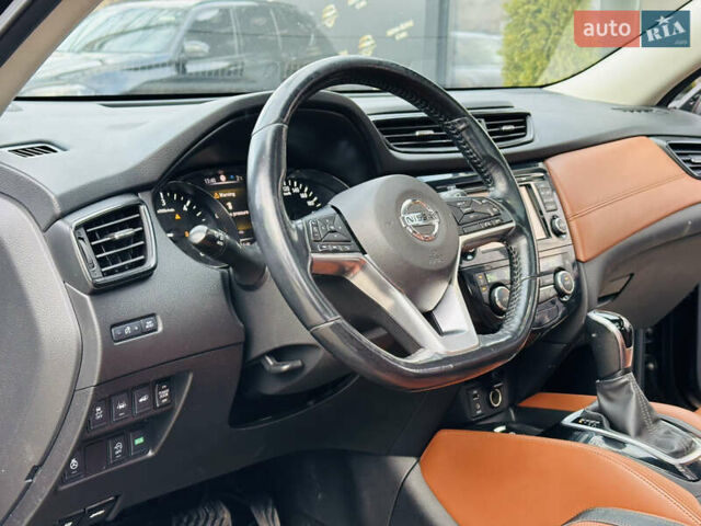 Чорний Ніссан ІксТрейл, об'ємом двигуна 1.6 л та пробігом 246 тис. км за 18500 $, фото 15 на Automoto.ua