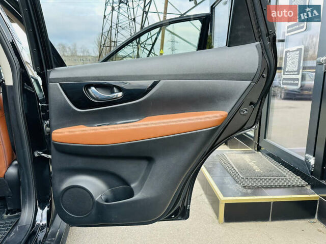 Чорний Ніссан ІксТрейл, об'ємом двигуна 1.6 л та пробігом 246 тис. км за 18500 $, фото 24 на Automoto.ua