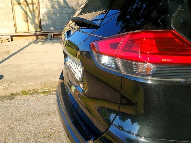 Черный Ниссан ИксТрейл, объемом двигателя 1.6 л и пробегом 100 тыс. км за 23500 $, фото 1 на Automoto.ua