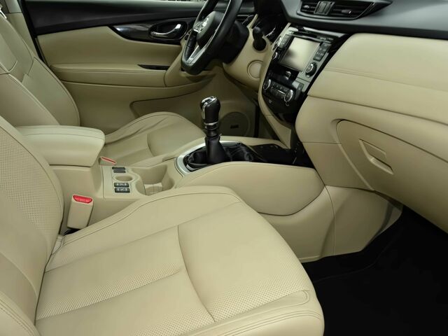 Черный Ниссан ИксТрейл, объемом двигателя 1.6 л и пробегом 47 тыс. км за 13800 $, фото 10 на Automoto.ua