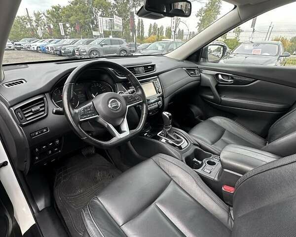 Чорний Ніссан ІксТрейл, об'ємом двигуна 1.3 л та пробігом 169 тис. км за 17500 $, фото 33 на Automoto.ua