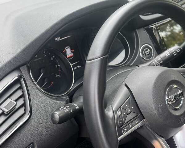 Ніссан ІксТрейл 2019 у Глухове на Automoto.ua Чорний Ніссан ІксТрейл, об'ємом двигуна 2 л та пробігом 98 тис. км за 19800 $, фото 14 на Automoto.ua