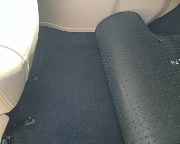 Черный Ниссан ИксТрейл, объемом двигателя 1.6 л и пробегом 87 тыс. км за 24300 $, фото 19 на Automoto.ua