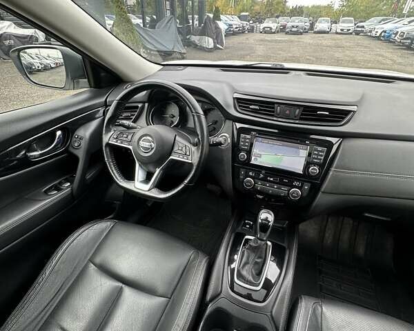 Чорний Ніссан ІксТрейл, об'ємом двигуна 1.3 л та пробігом 169 тис. км за 17500 $, фото 43 на Automoto.ua